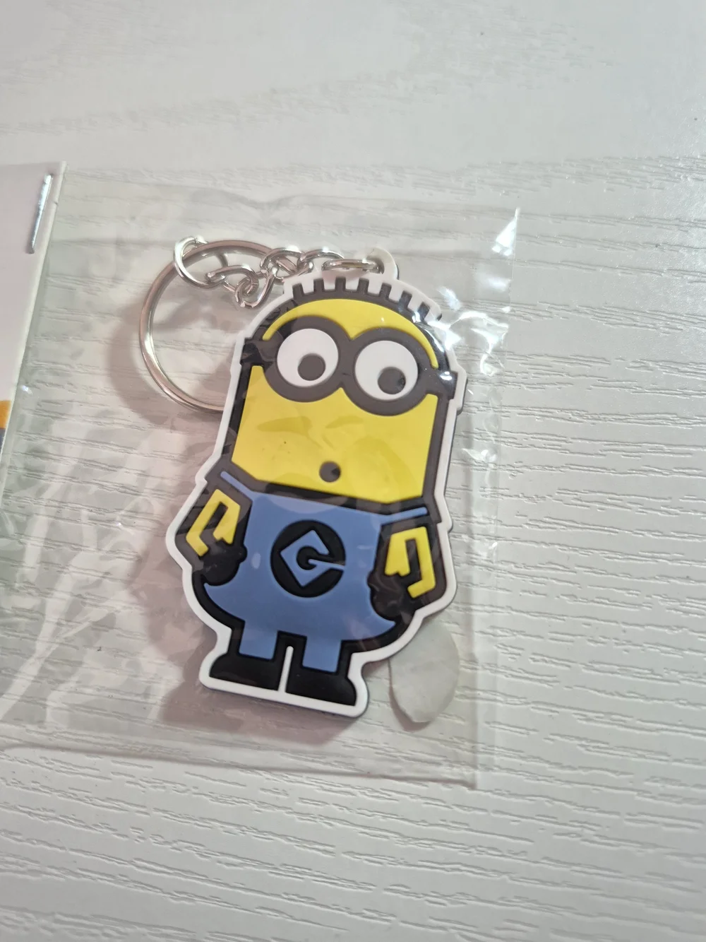 NWT Minion Keychain ☆ Silver Steel Keyrin Despicable Me 2 Backpack Keyring Purse